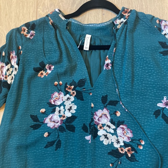 G/F collection dress - Picture 2 of 3